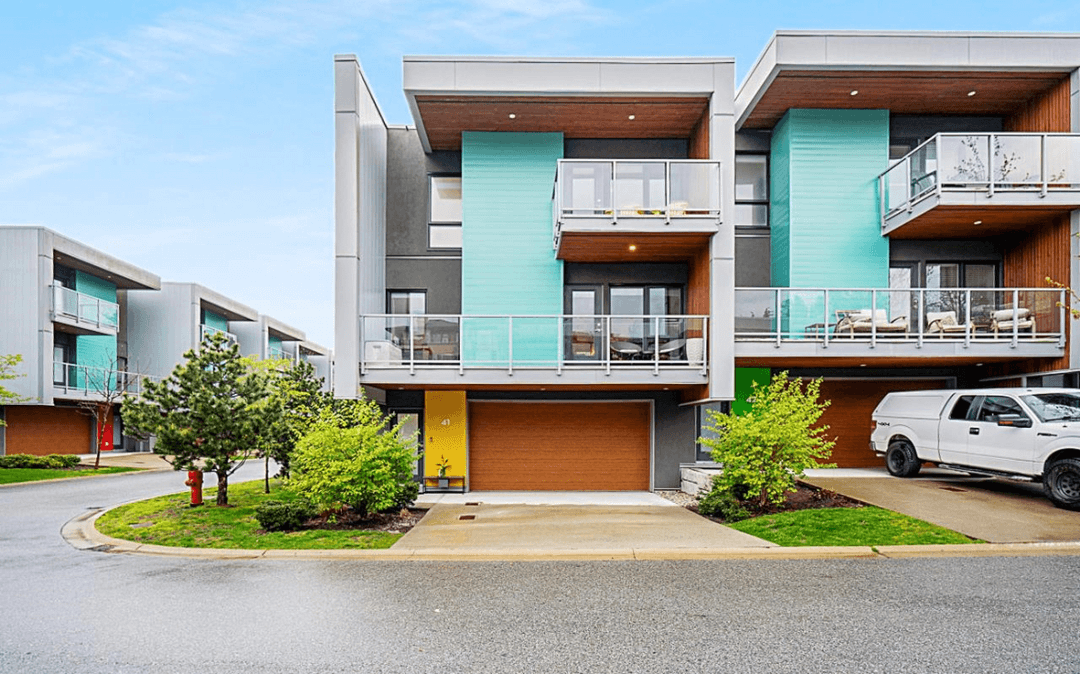 3595 salal drive