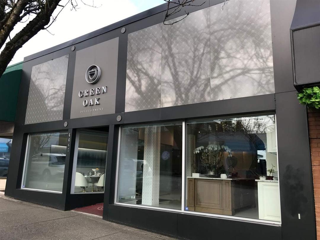 4445-4447 w 10th avenue
