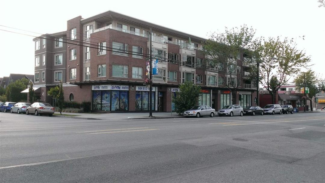 2899 commercial drive