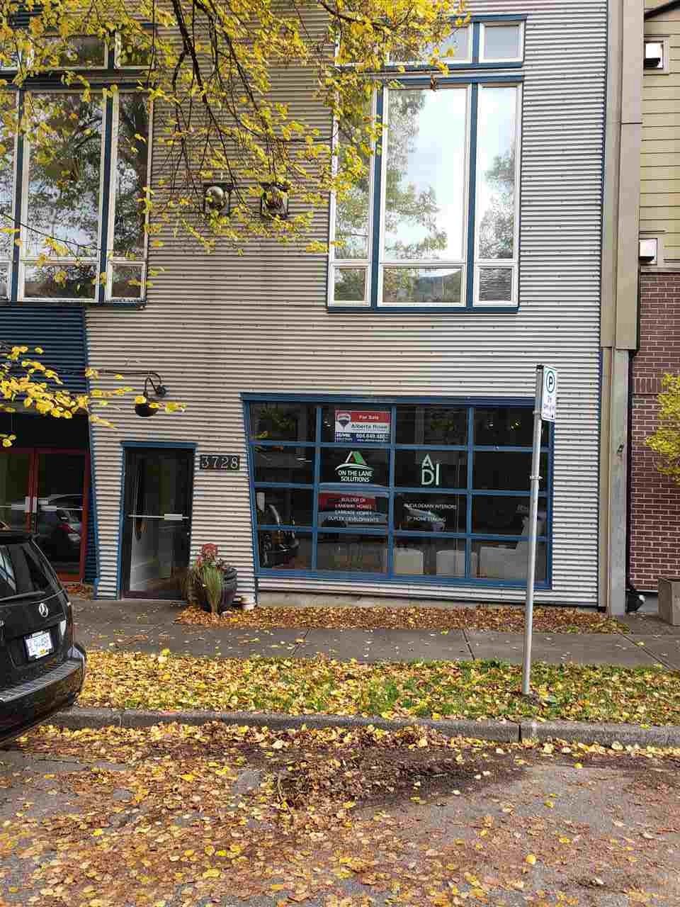 3726 commercial street