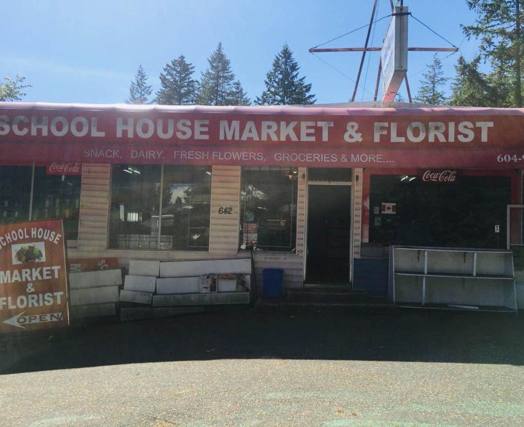 642 schoolhouse street