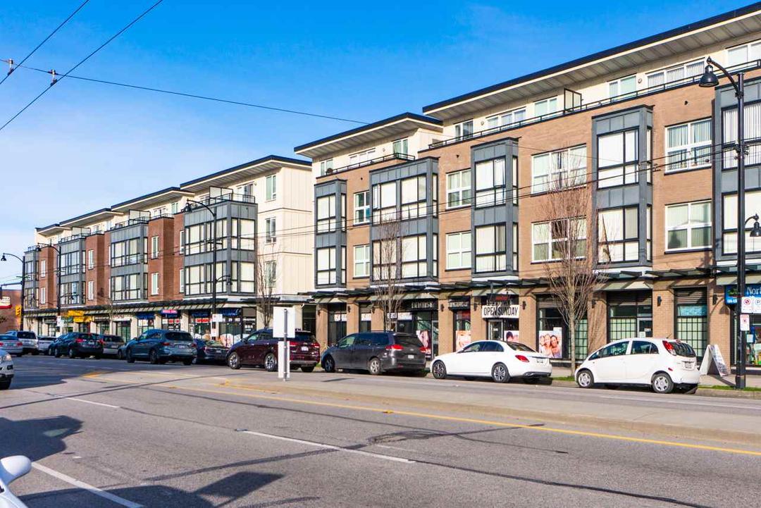 2245 kingsway
