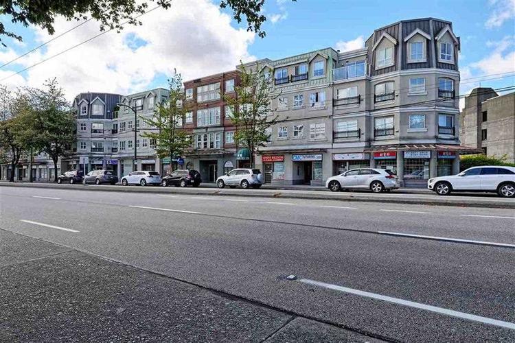 property-image