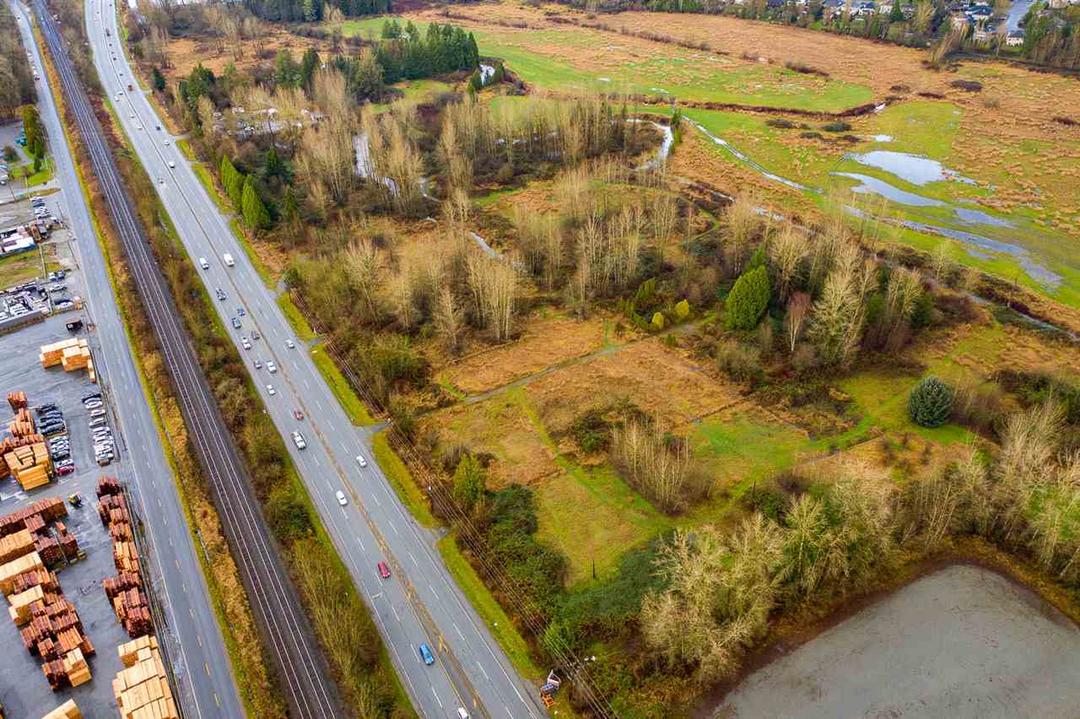 23337 lougheed highway