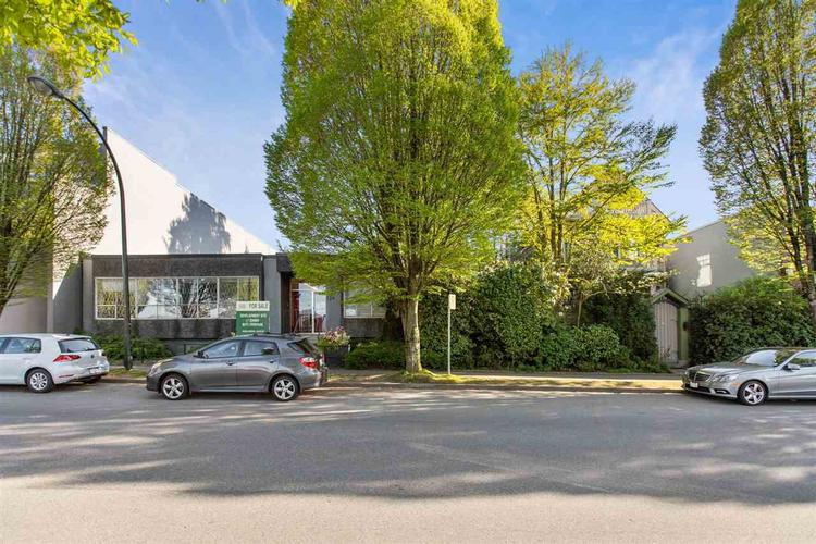 property-image