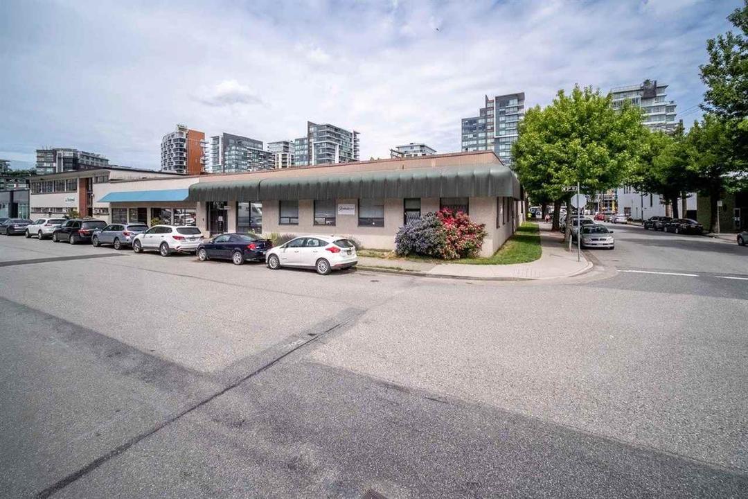 105-109 w 3rd avenue