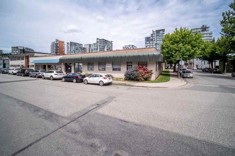 property-image