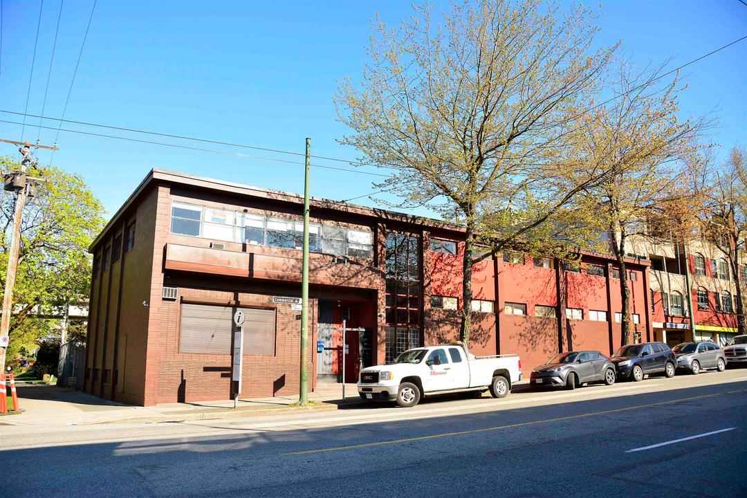 2908 commercial drive