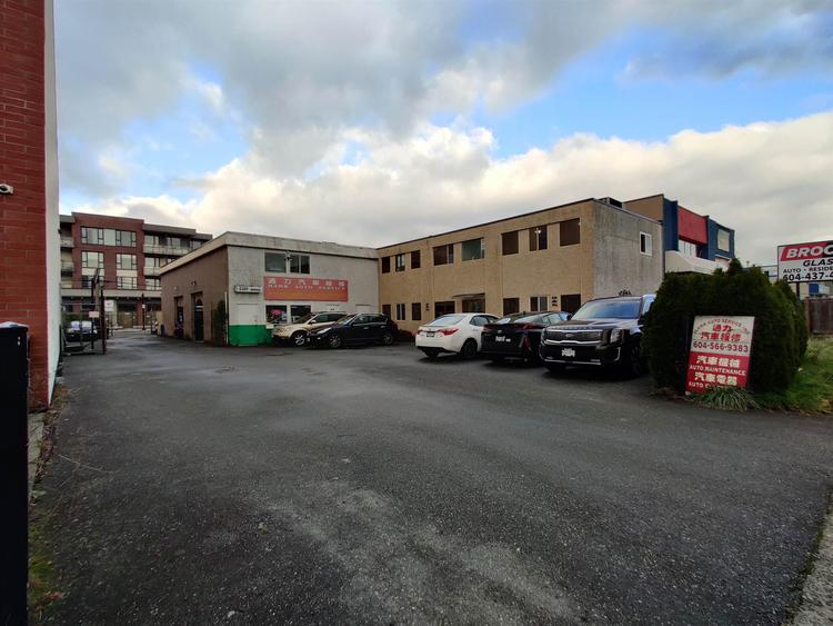property-image