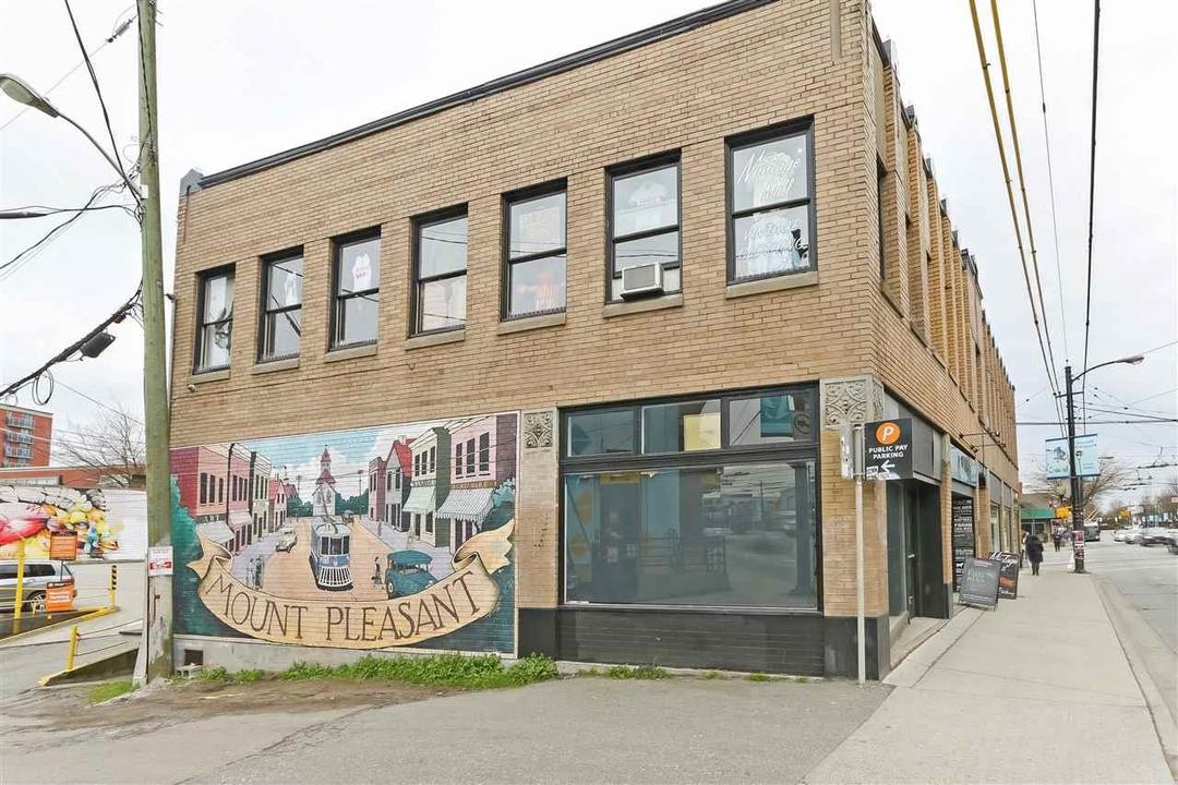 245 e broadway