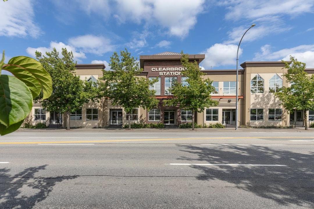 2276 clearbrook road