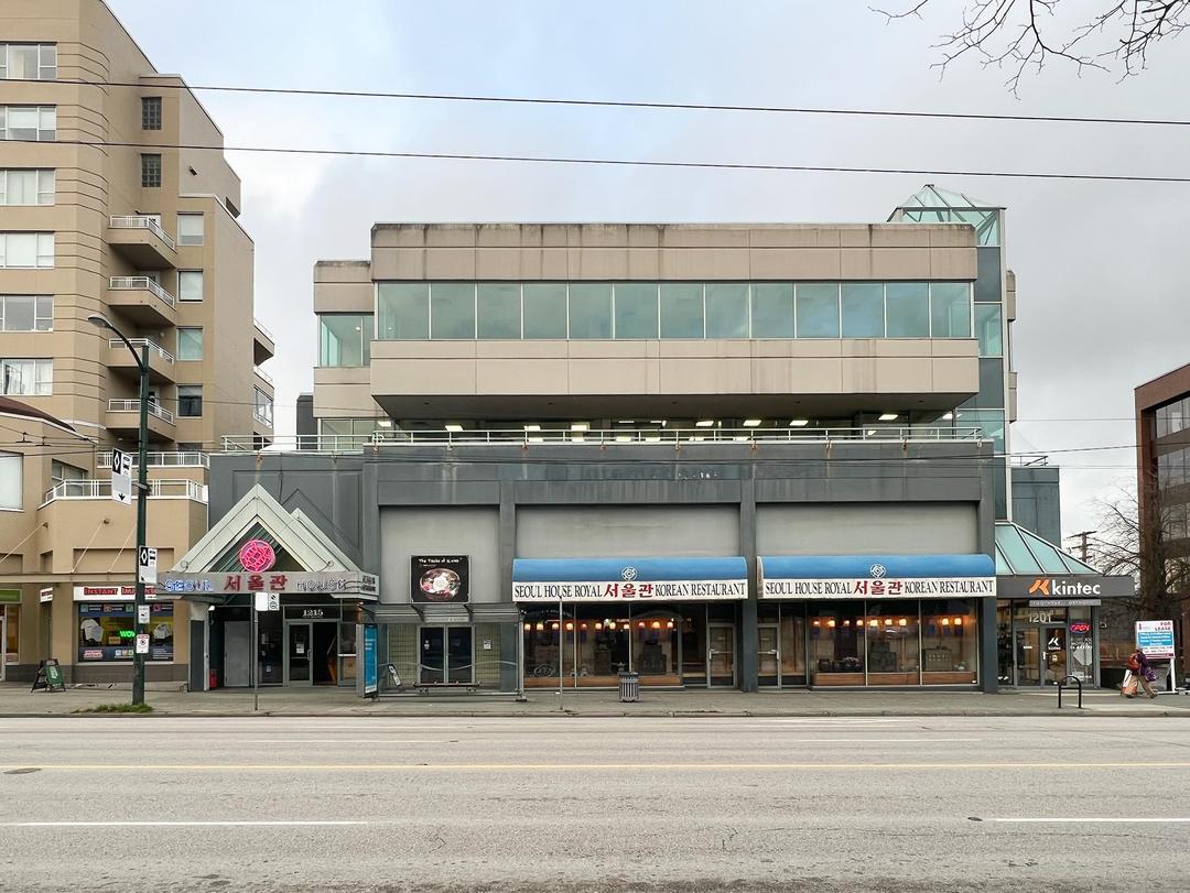 1215 w broadway street