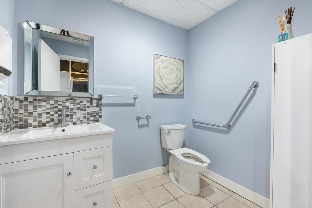 1111 confidential street