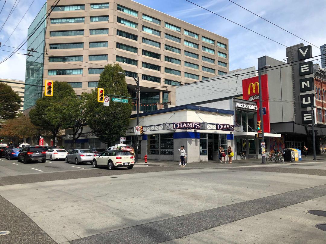 897 granville street