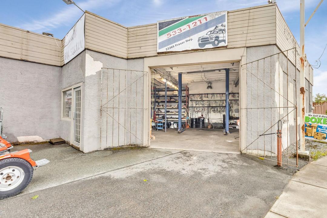 23359 fraser highway