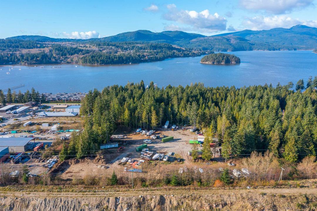 5980 sechelt inlet road