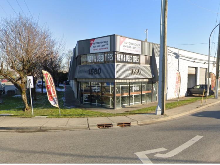 property-image