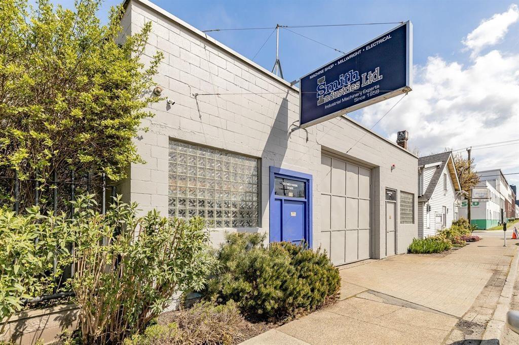 115 w 4 avenue