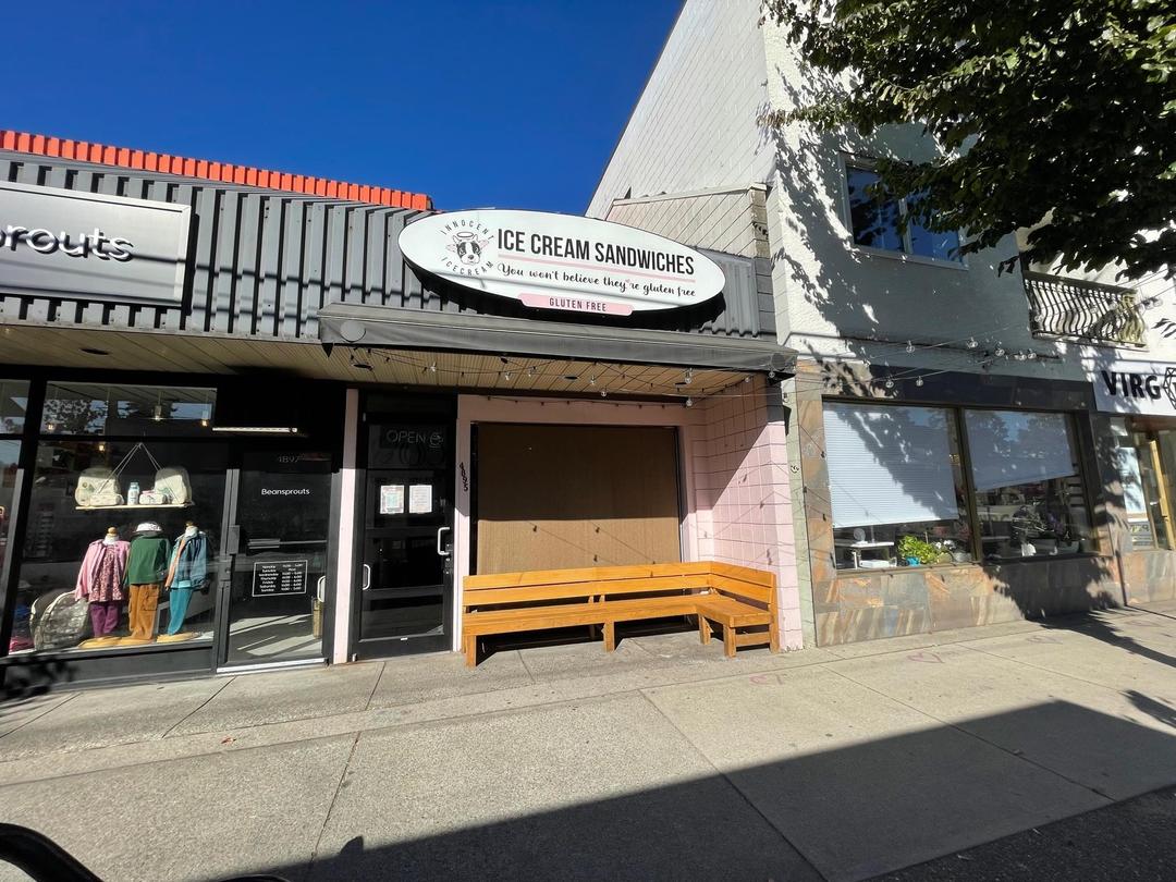 4895 main street