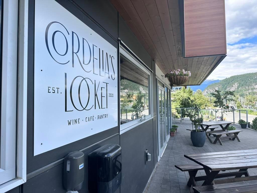 38038 loggers lane