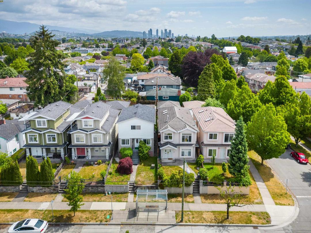 1978 nanaimo street