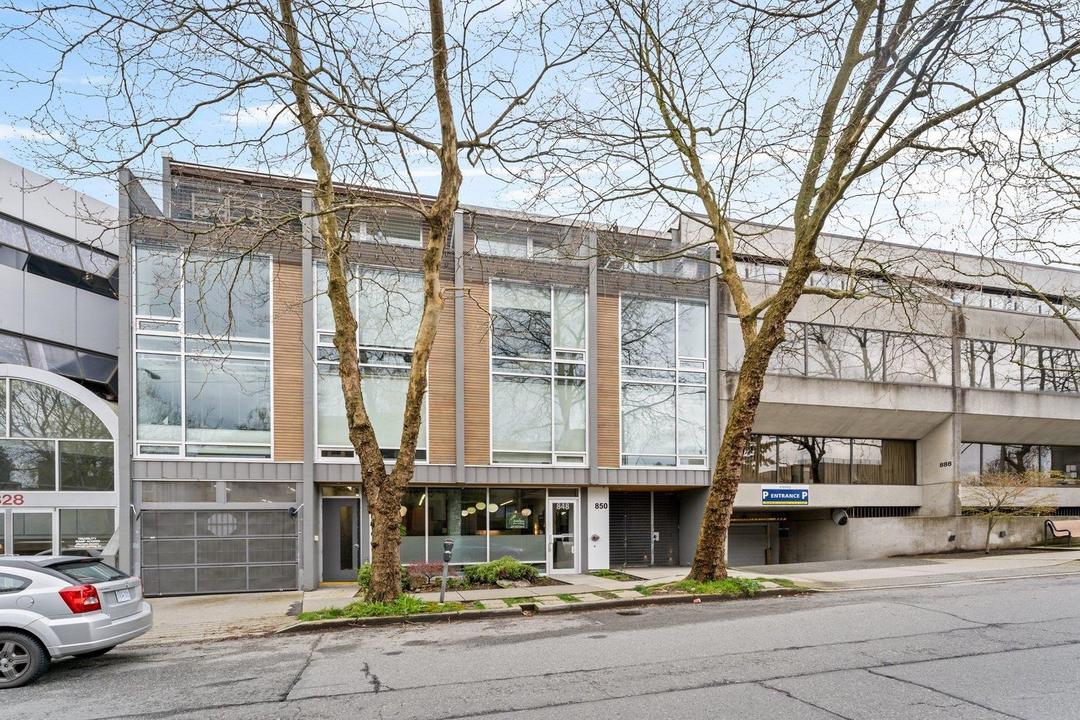 848 w 8th avenue