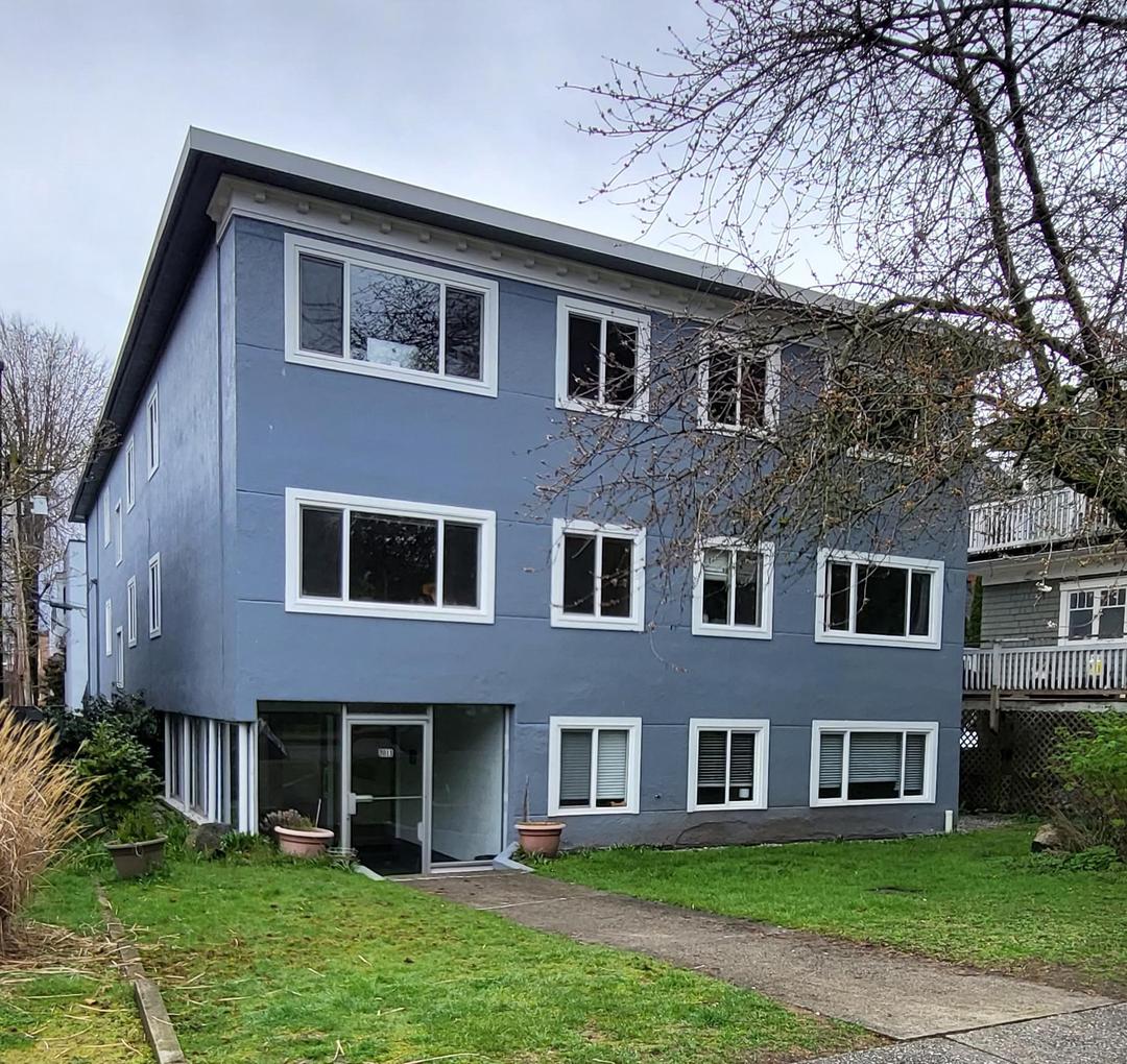 2011 york avenue
