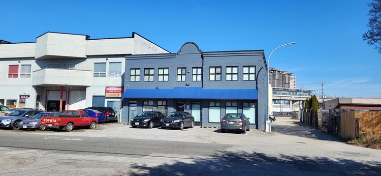property-image