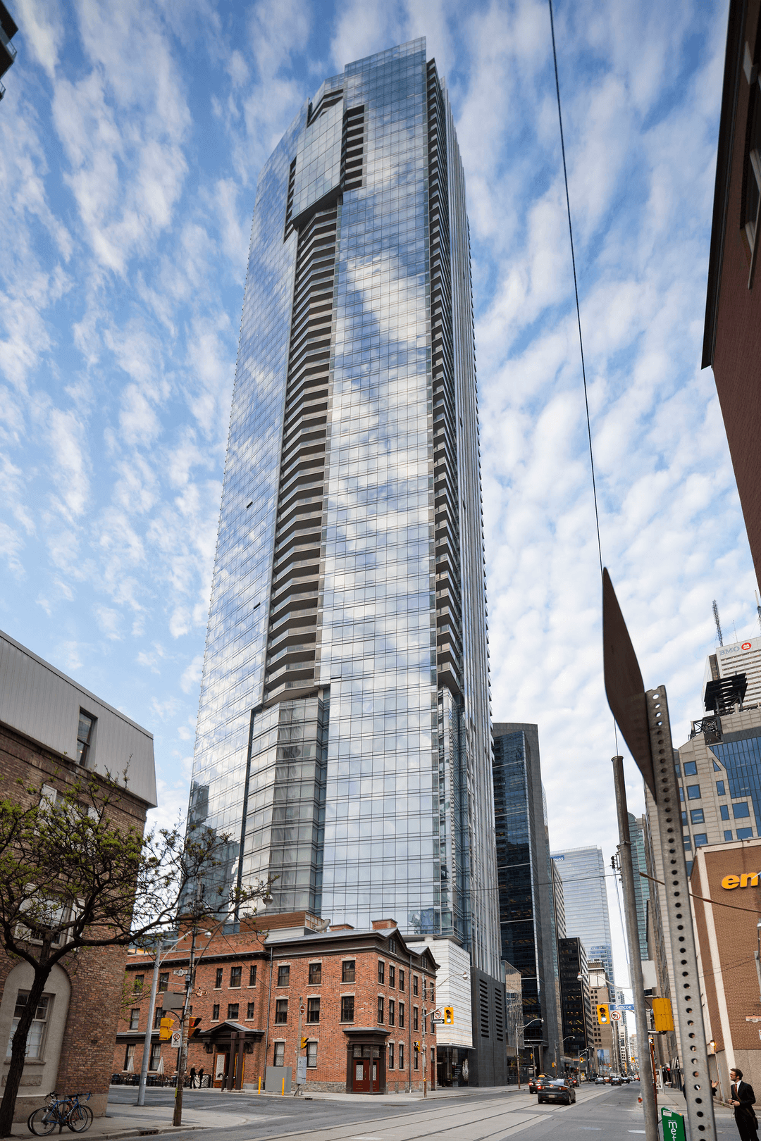 180 university avenue