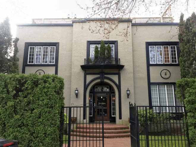 1546 w 12th avenue