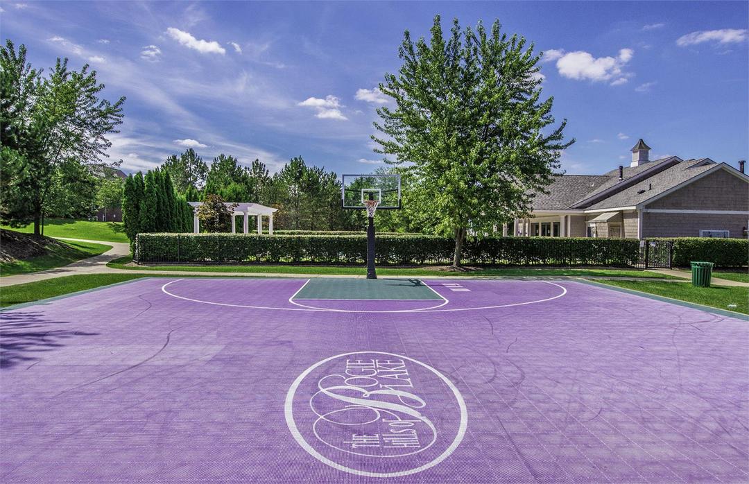5826 strawberry circle