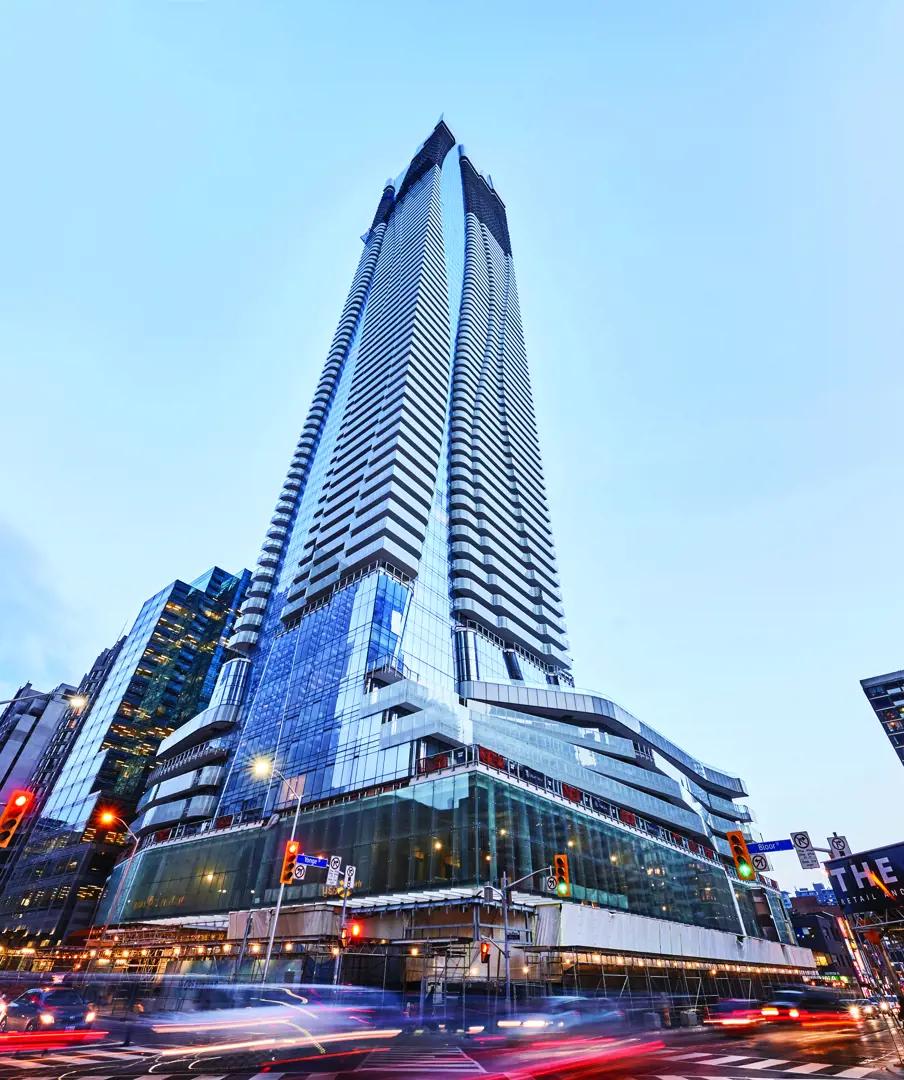 1 bloor st e