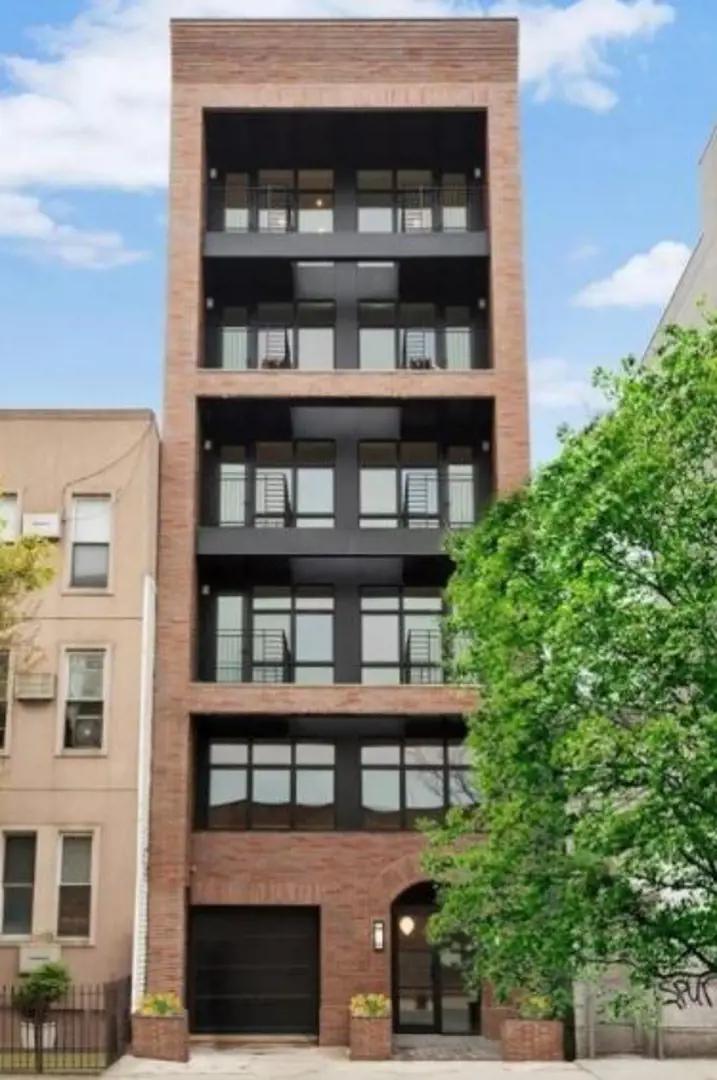62 box street