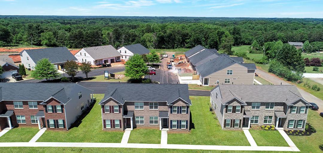 221 scenic drive