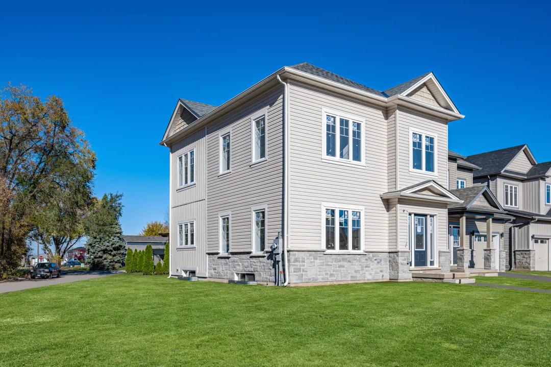 33 bromley drive